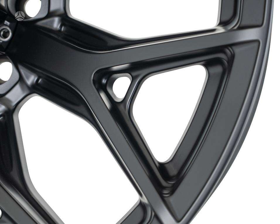 Vossen HF6-4 (8Lug), light alloy, R22