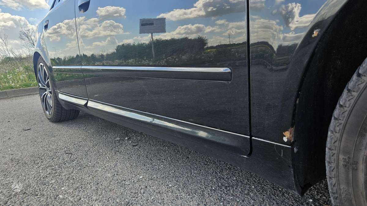 Audi A4, 2.0 l., Седан