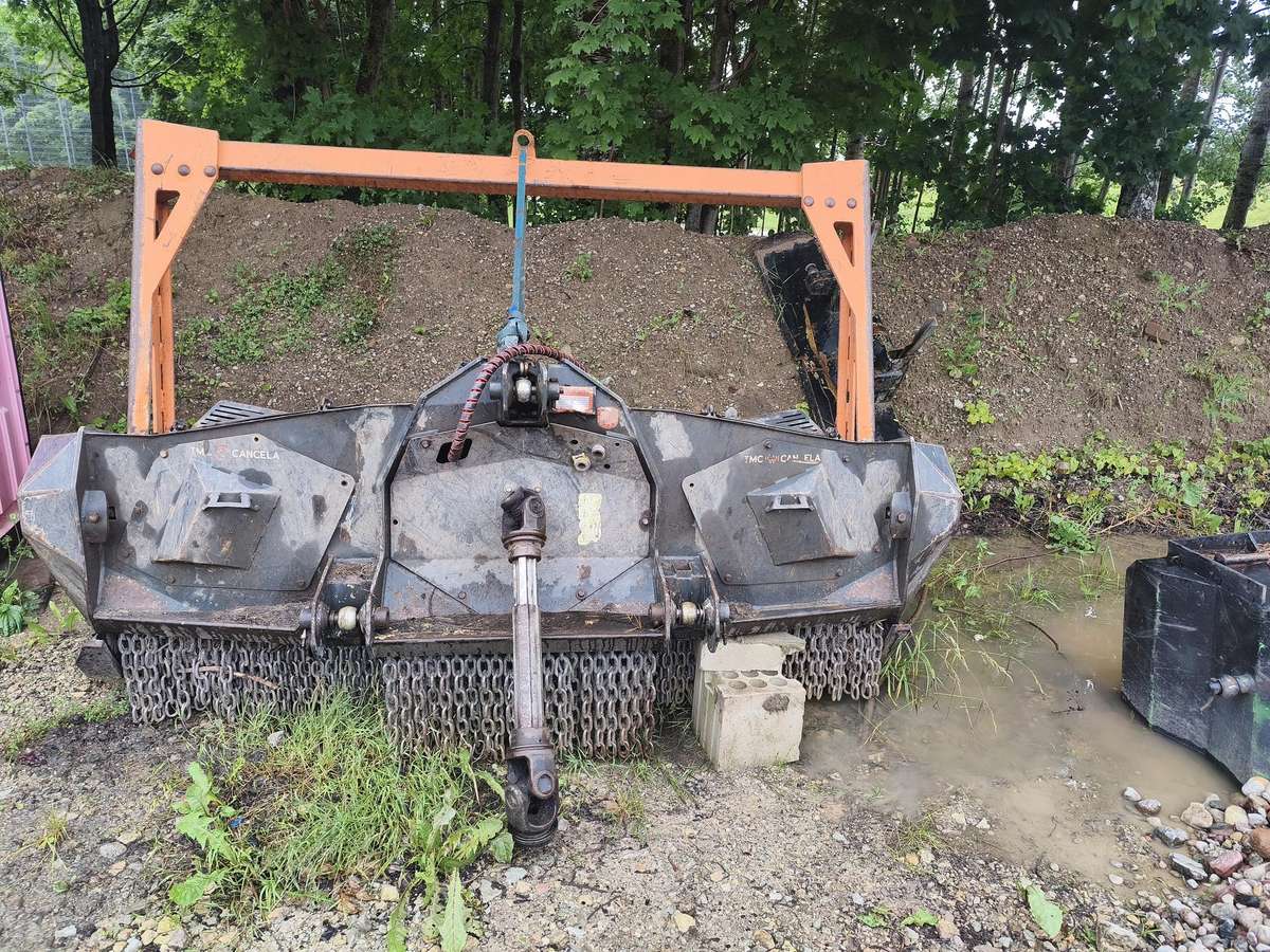 TMC Cancela TFK-220, mulchers / grinders