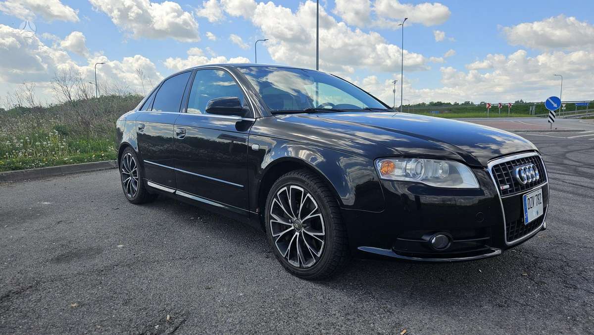 Audi A4, 2.0 l., Седан