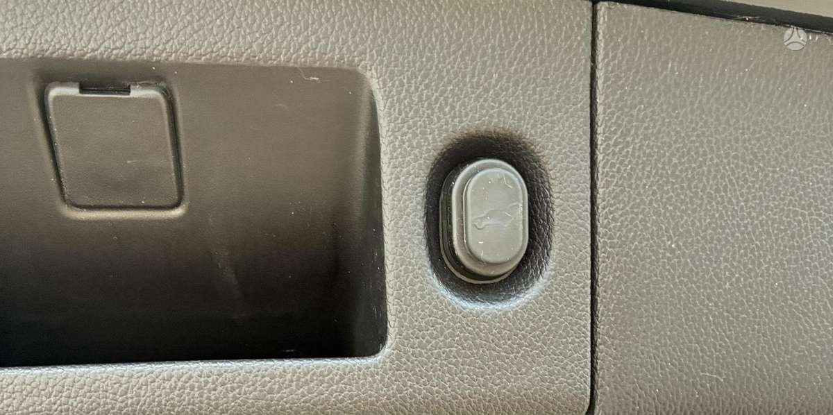 GMC Yukon, 5.3 l., off-road / crossover