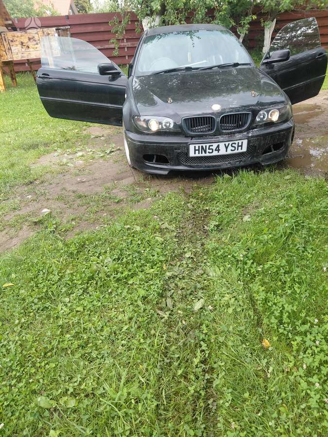 BMW 320, Uuu, Vaziuoja