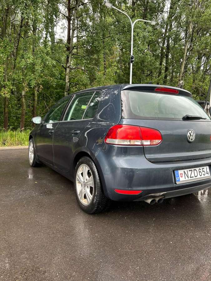 Volkswagen Golf - 3