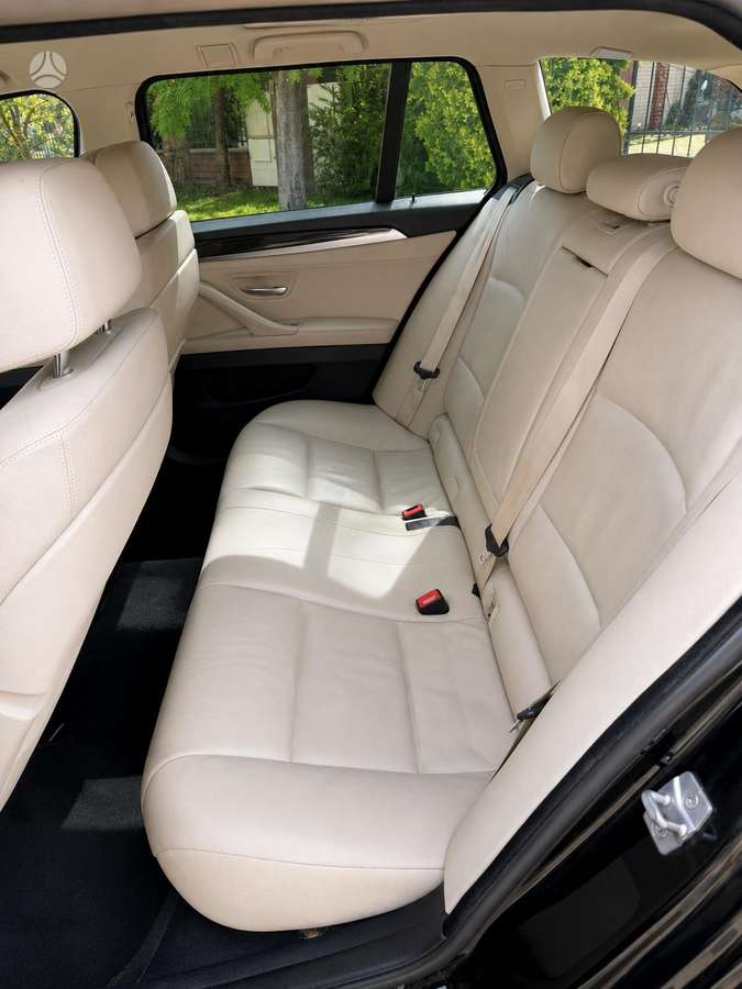 BMW 530, wagon