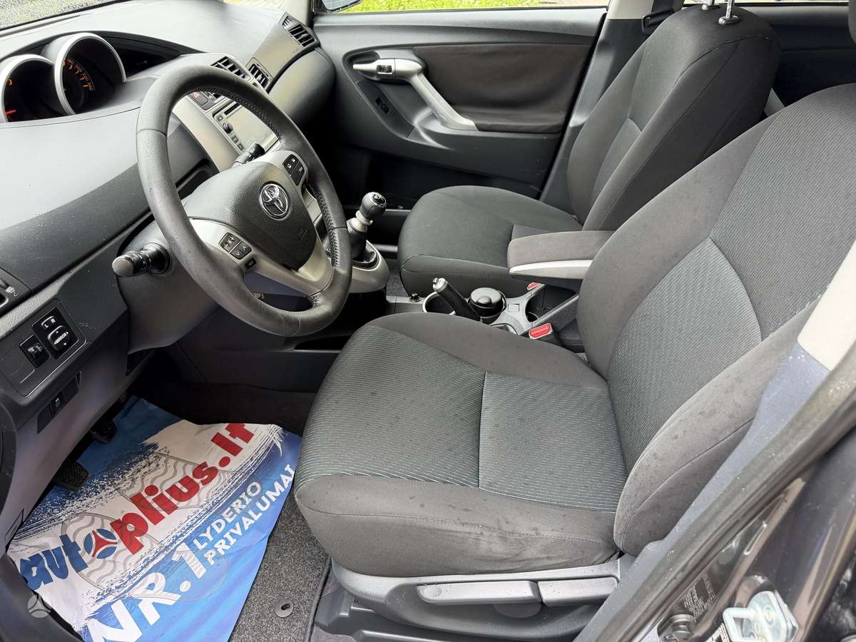 Toyota Verso - 9