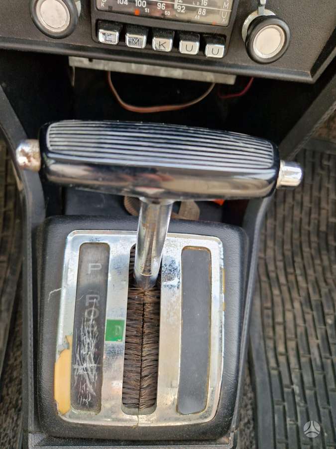 BMW 2000, 2.0 l., Седан