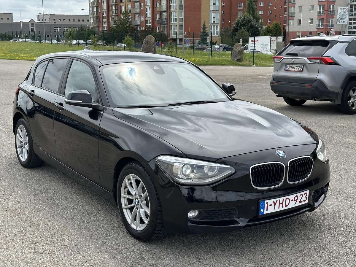 BMW 120, 2.0 l., hatchback