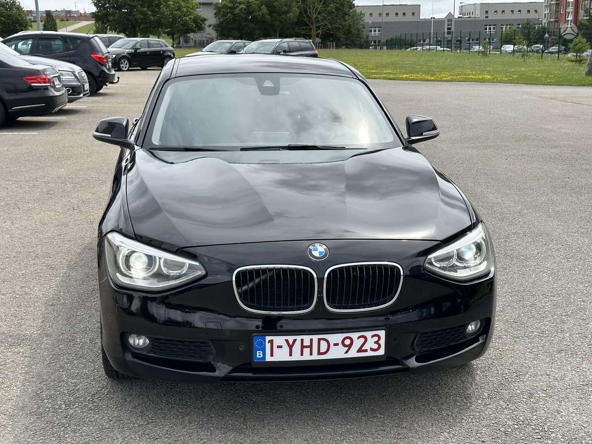 BMW 120, 2.0 l., hatchback