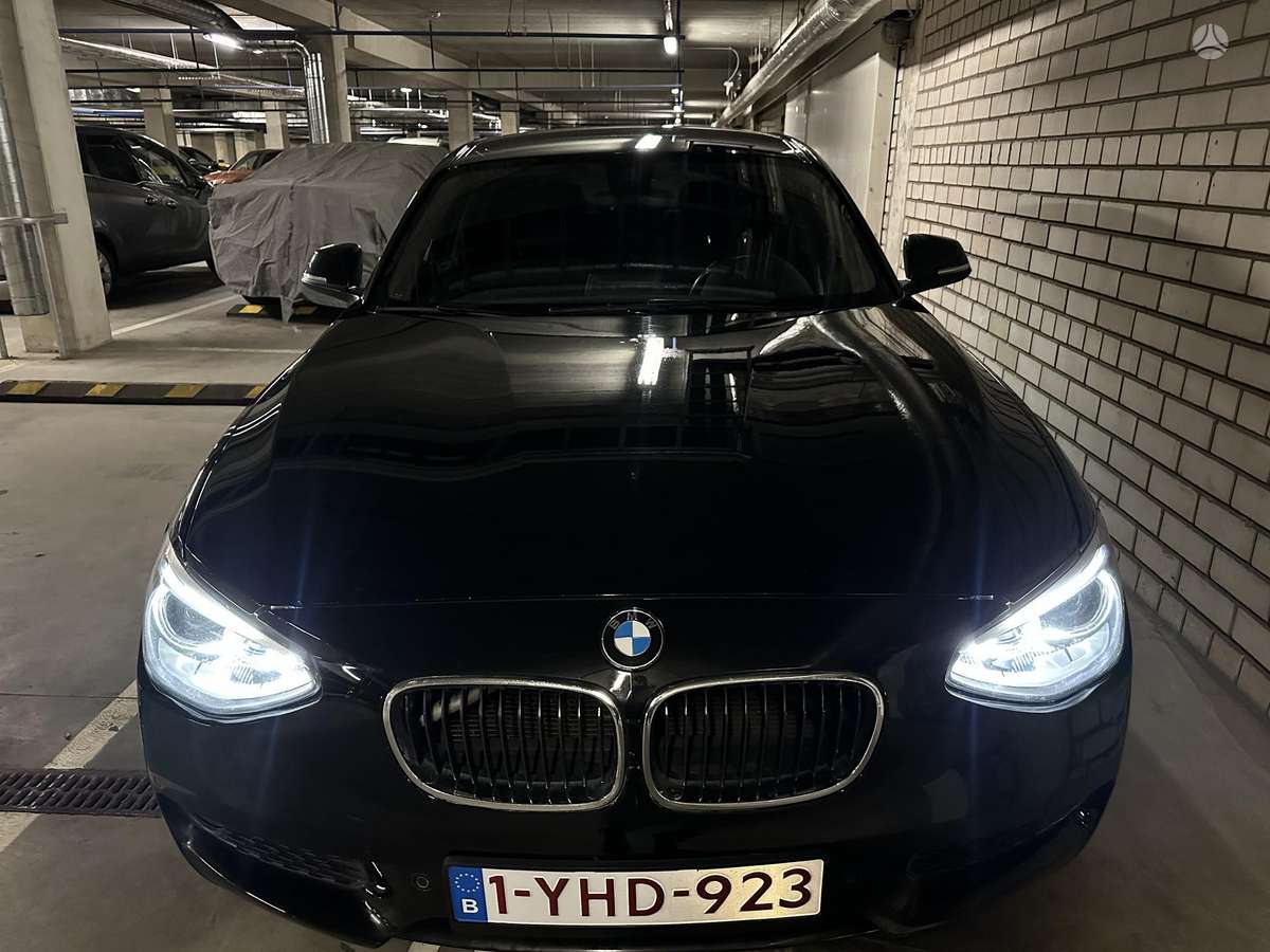 BMW 120, 2.0 l., hatchback