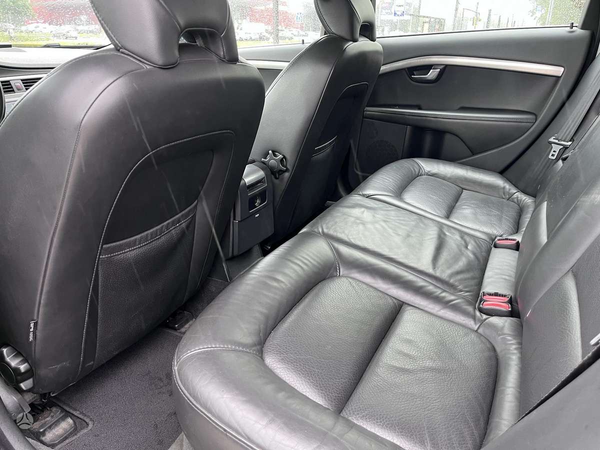 Volvo V70 - 10