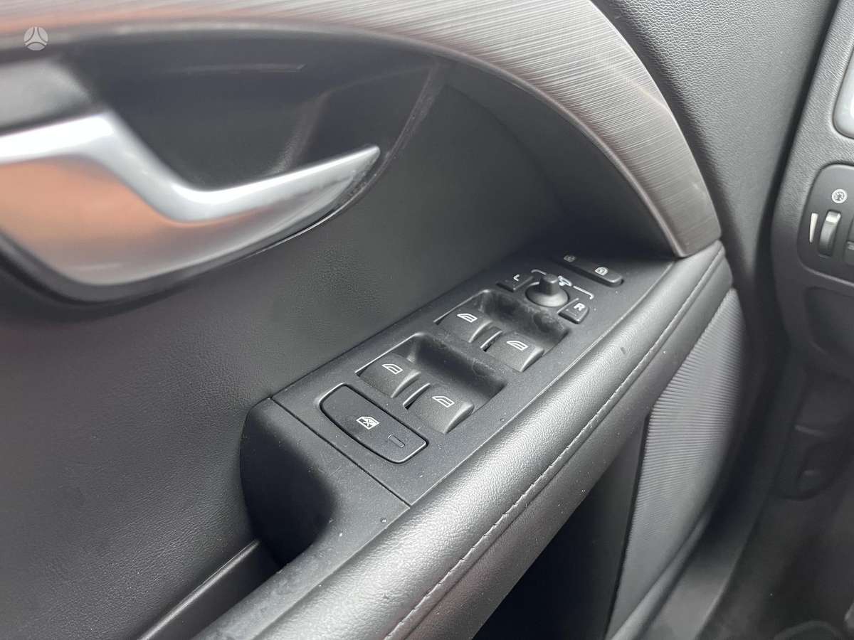 Volvo V70, 2.4 l., wagon