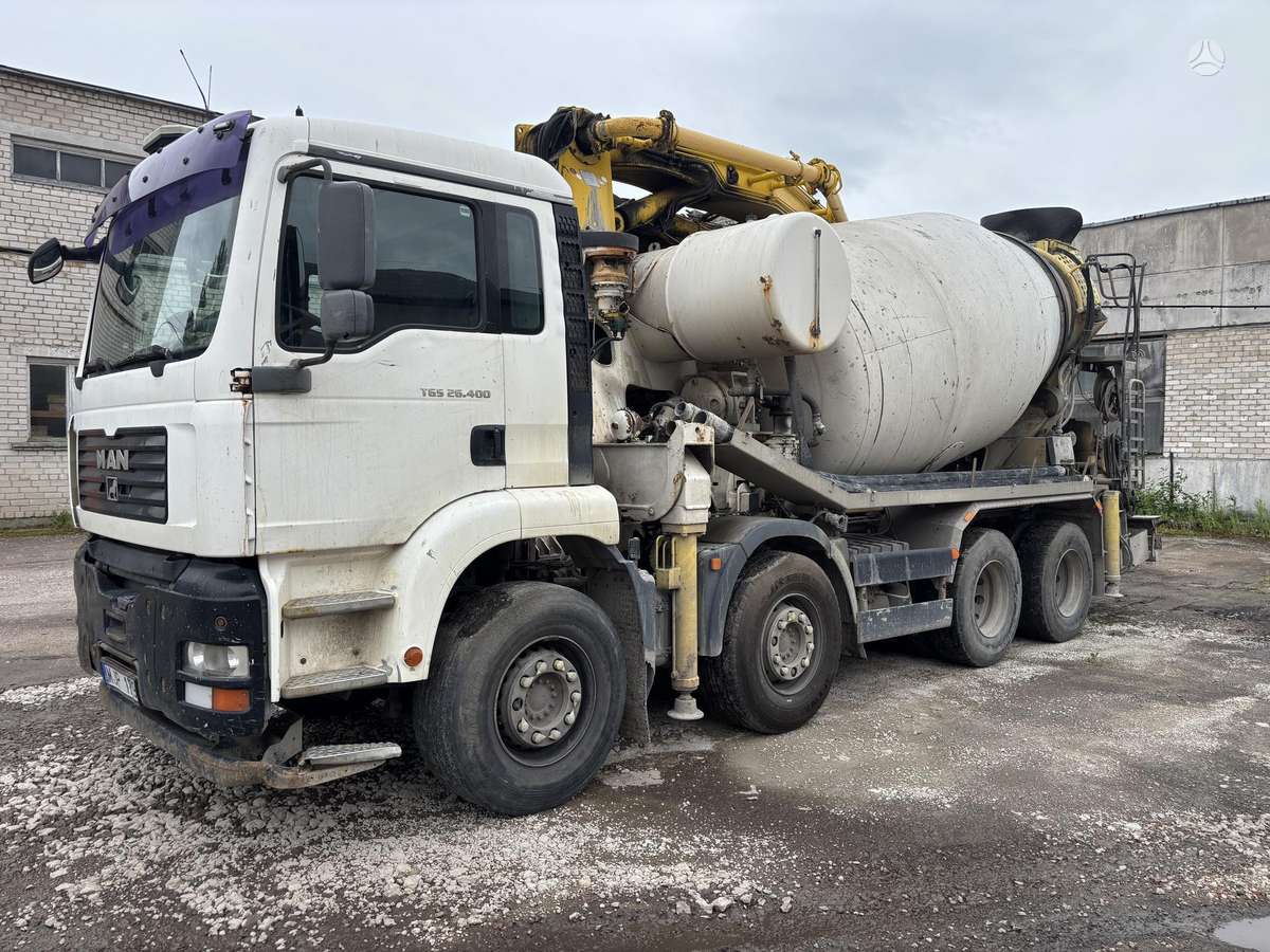 MAN TGA 32.410 8X4 BB, concrete pump