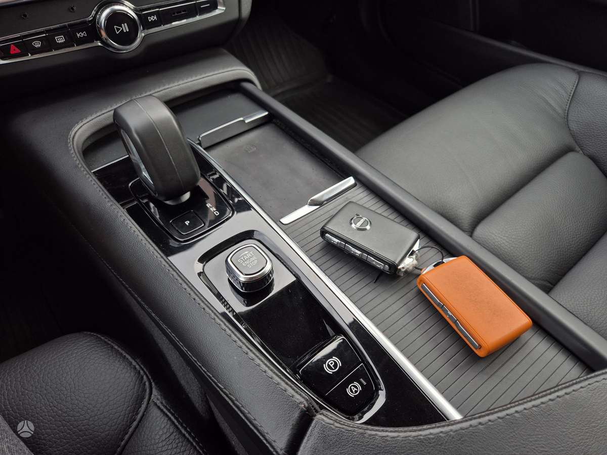 Volvo V90, 2.0 l., Универсал