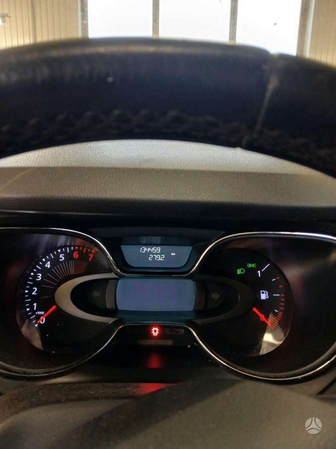 Renault Captur dalimis