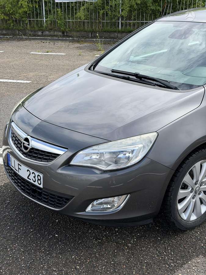 Opel Astra, 1.7 l., hatchback