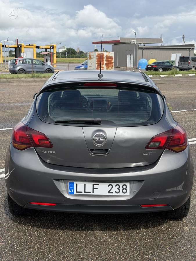 Opel Astra, 1.7 l., hatchback