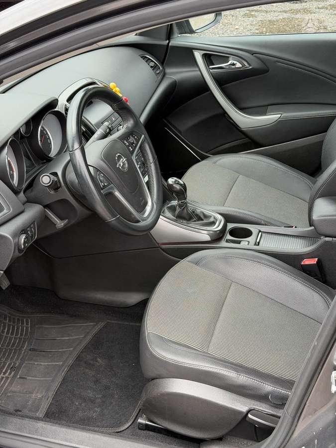 Opel Astra, 1.7 l., hatchback