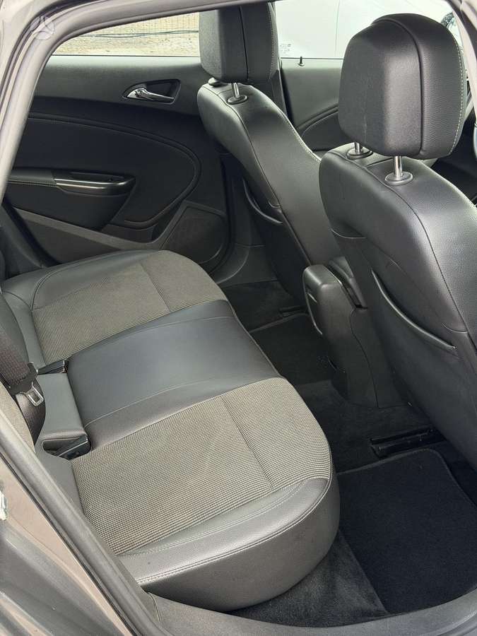 Opel Astra, 1.7 l., hatchback