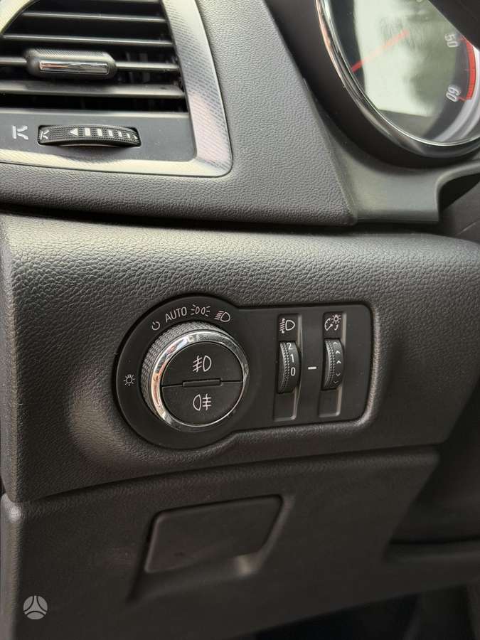 Opel Astra, 1.7 l., hatchback