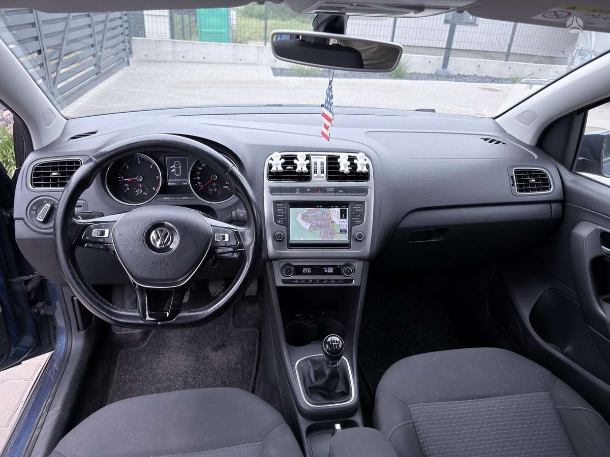 Volkswagen Polo - 5