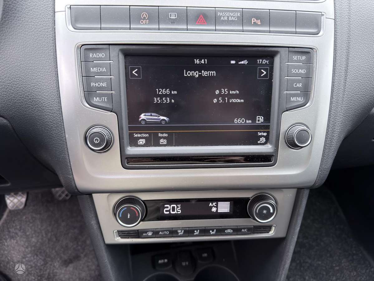 Volkswagen Polo - 6