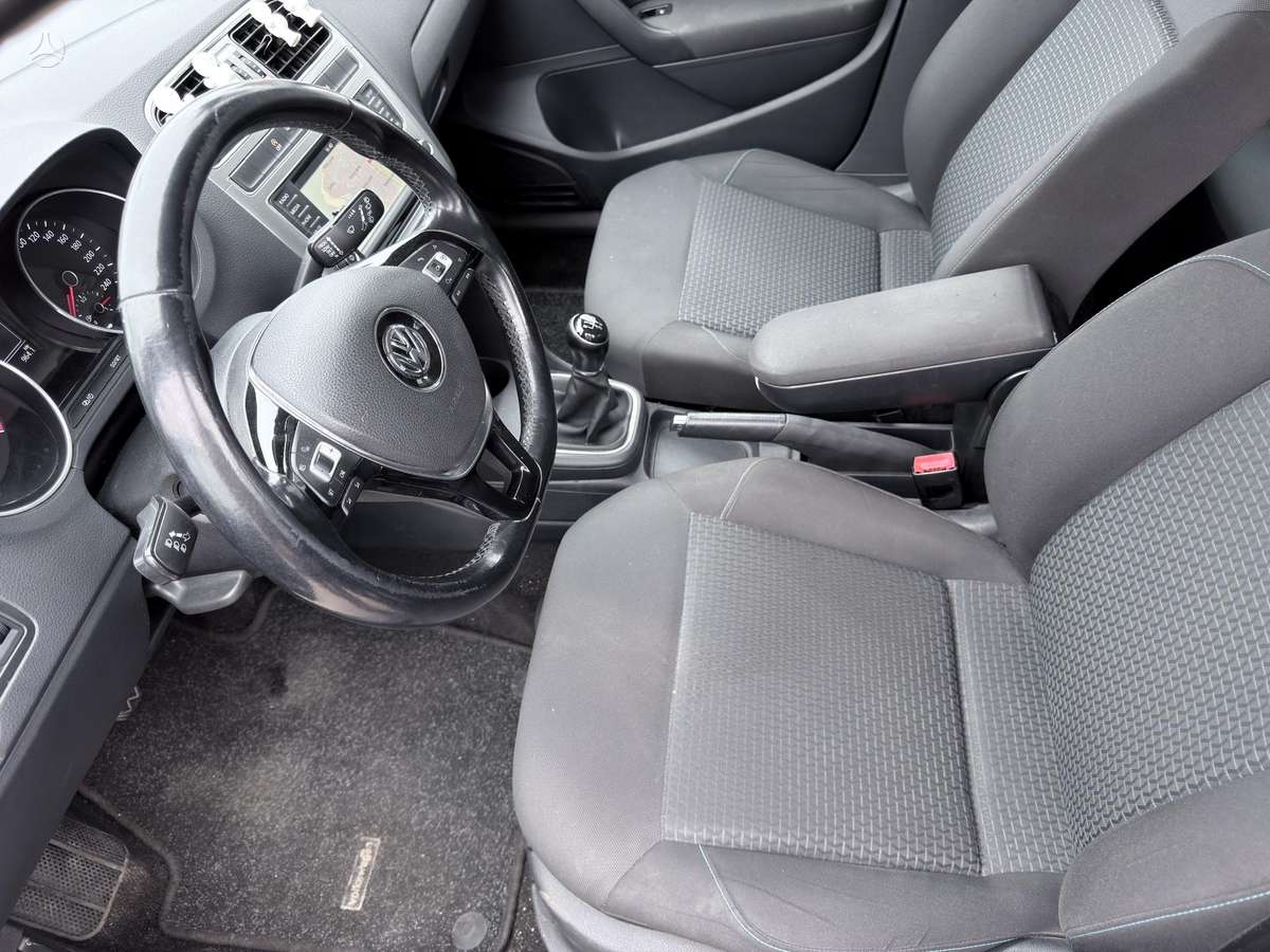 Volkswagen Polo - 7