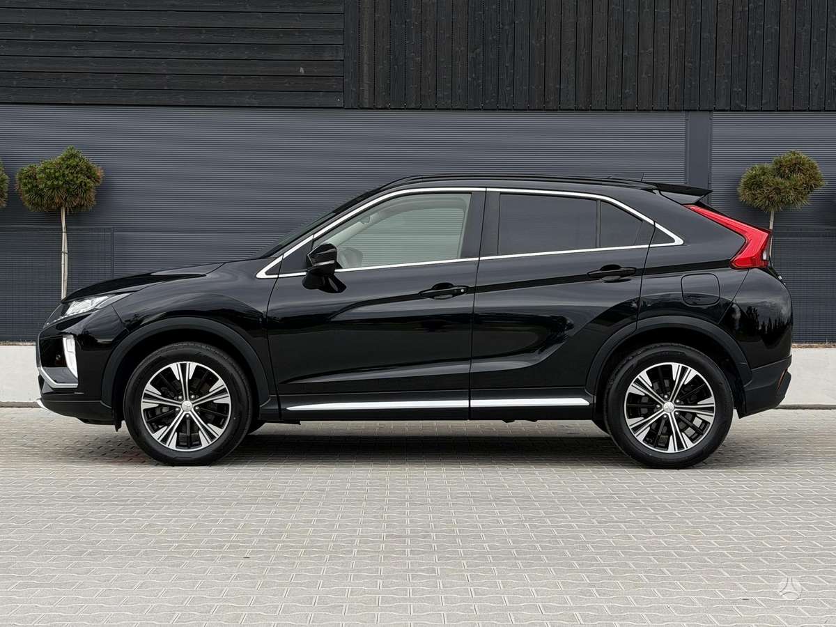 Mitsubishi Eclipse Cross, 1.5 l., off-road / crossover