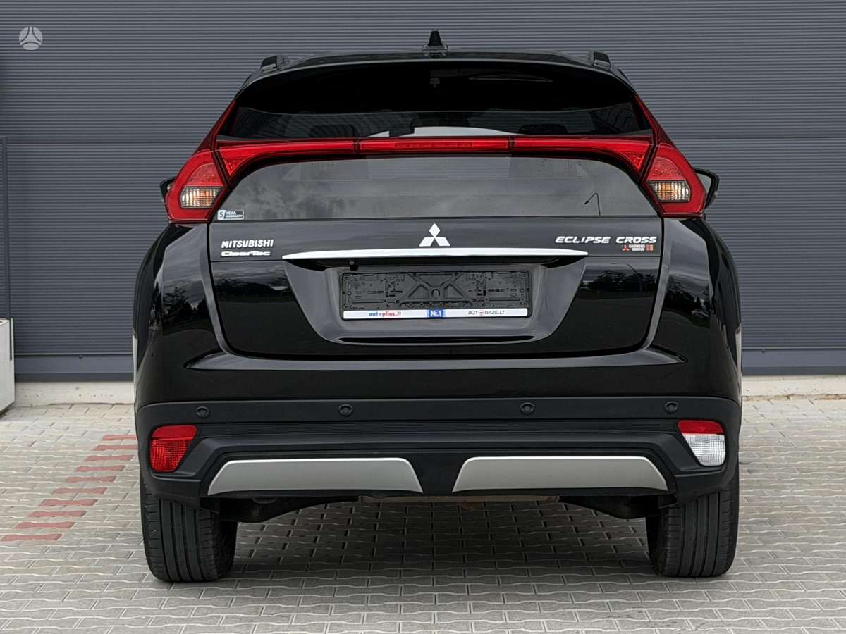 Mitsubishi Eclipse Cross, 1.5 l., off-road / crossover