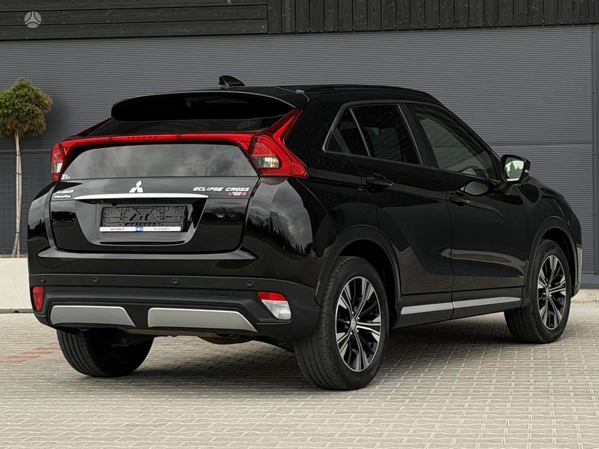 Mitsubishi Eclipse Cross, 1.5 l., off-road / crossover