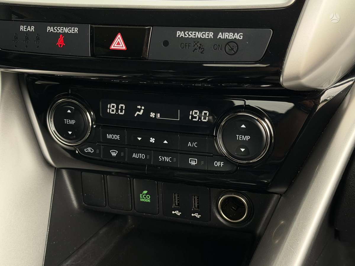Mitsubishi Eclipse Cross, 1.5 l., off-road / crossover