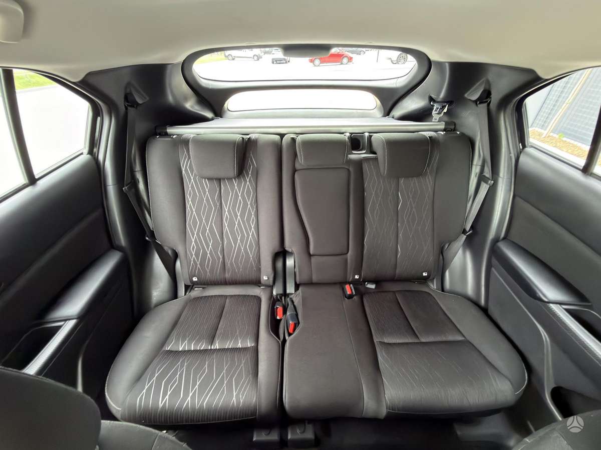 Mitsubishi Eclipse Cross, 1.5 l., off-road / crossover