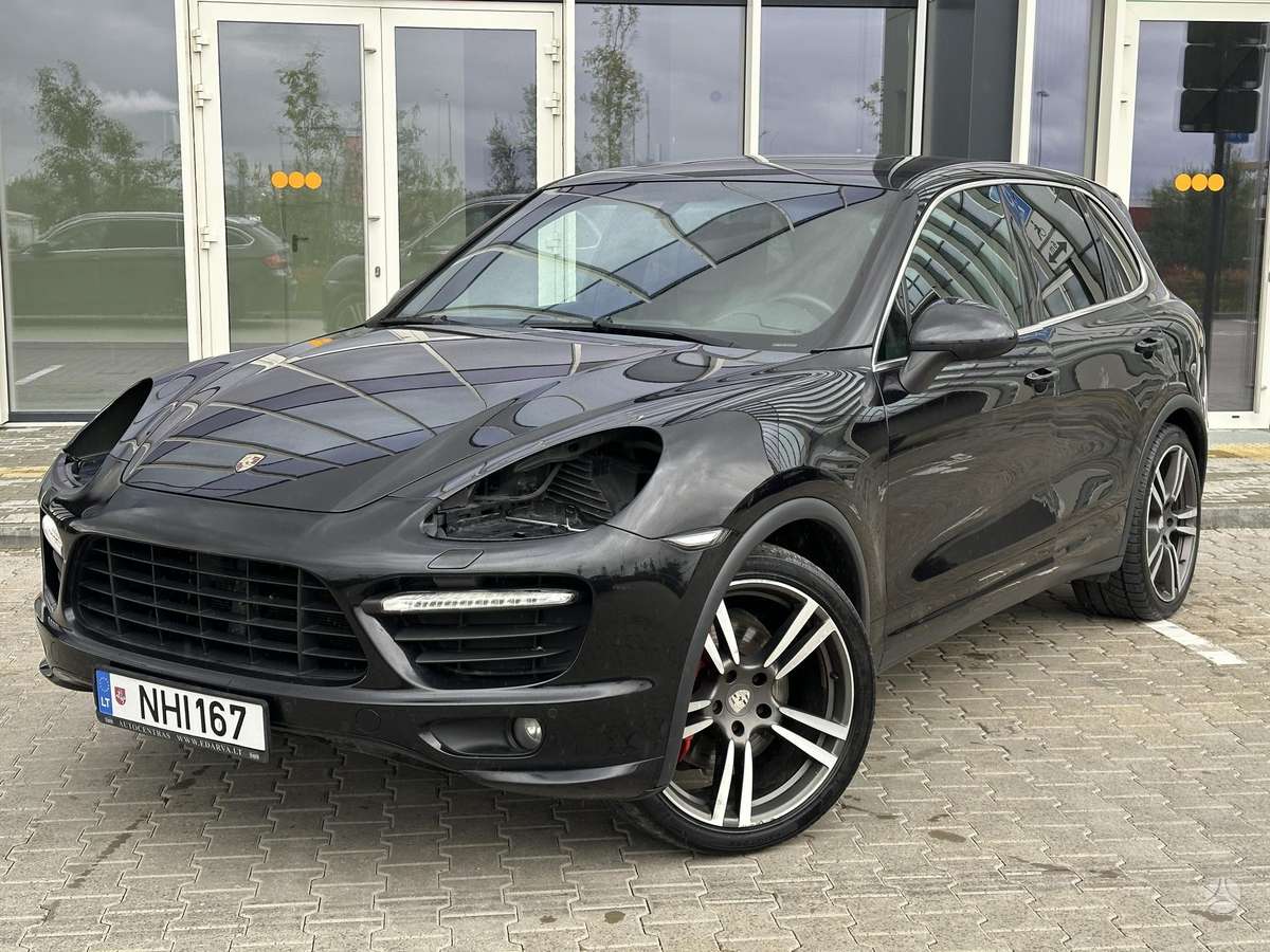 Porsche Cayenne - 3