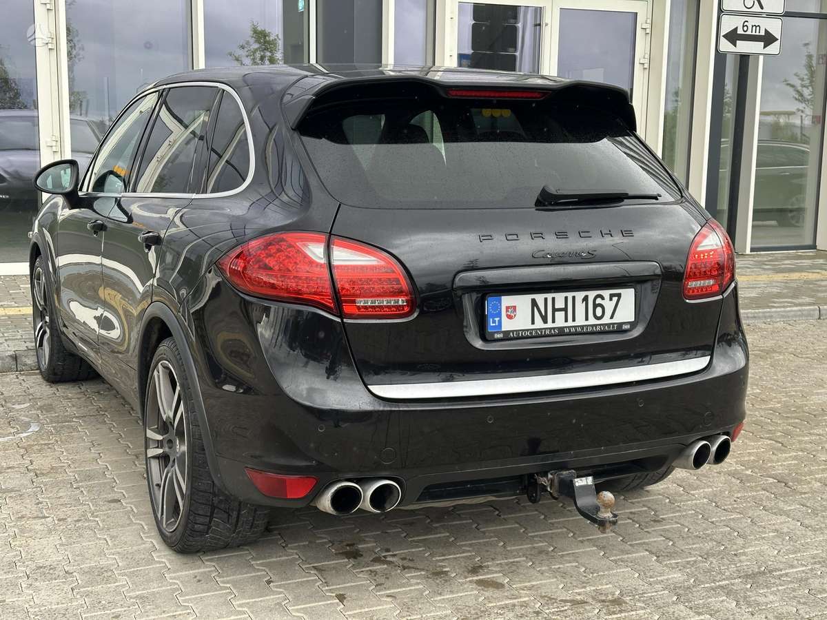 Porsche Cayenne - 6