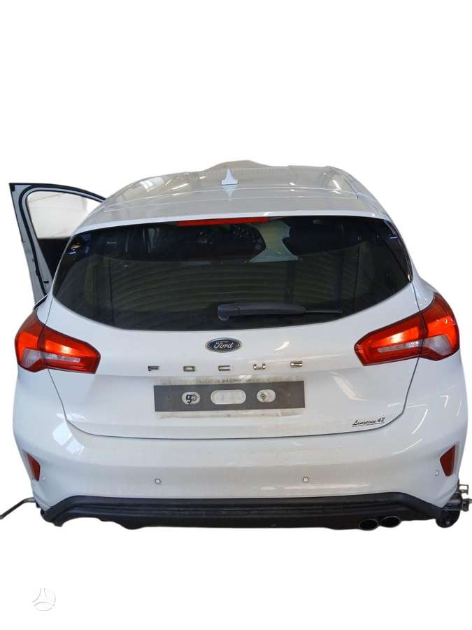 Ford Focus dalimis