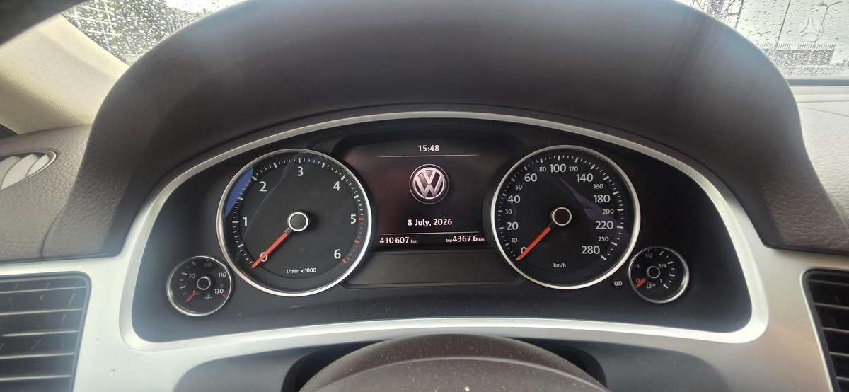 Volkswagen Touareg - 7