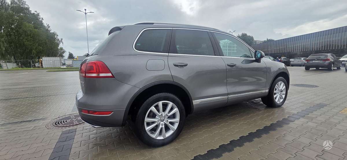 Volkswagen Touareg - 3