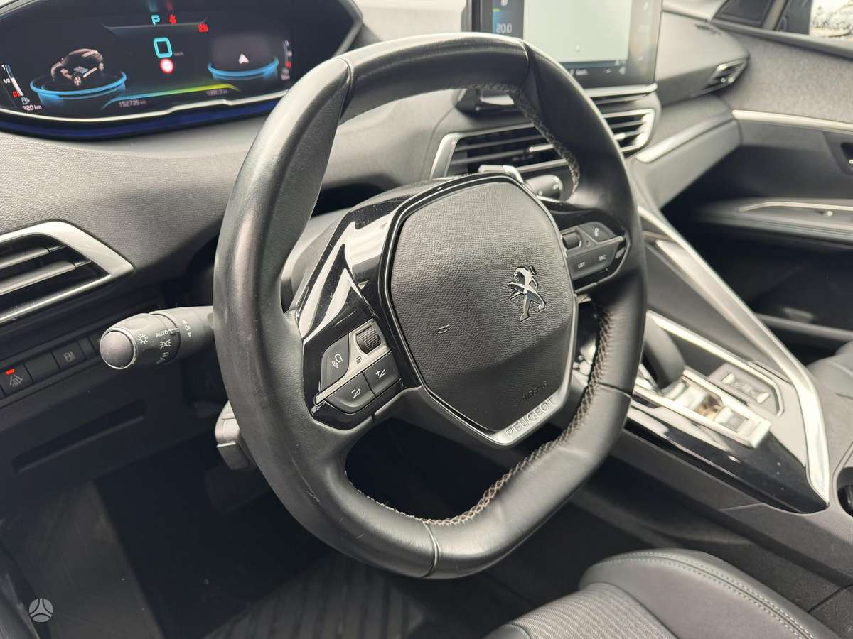 Peugeot 3008 - 11
