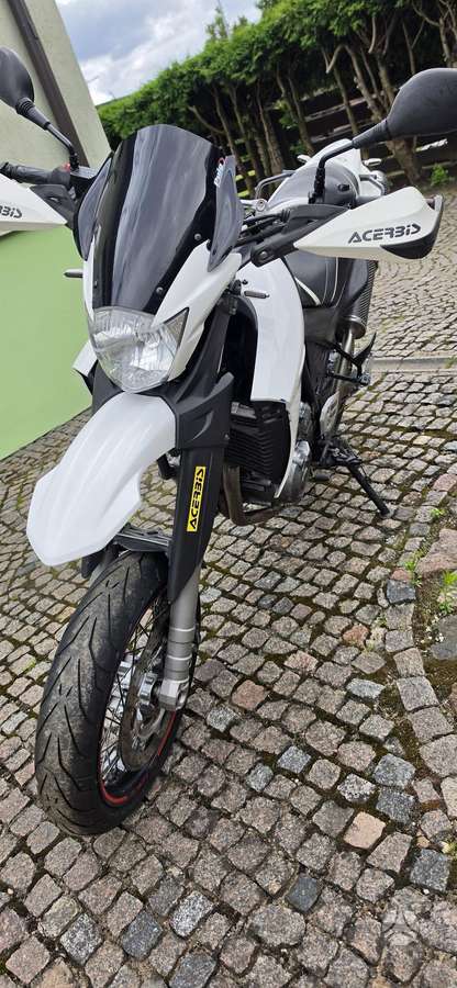 Yamaha XT (Tenere) 660cc, supermoto