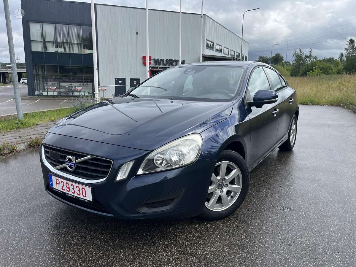 Volvo S60, 1.6 l., Седан