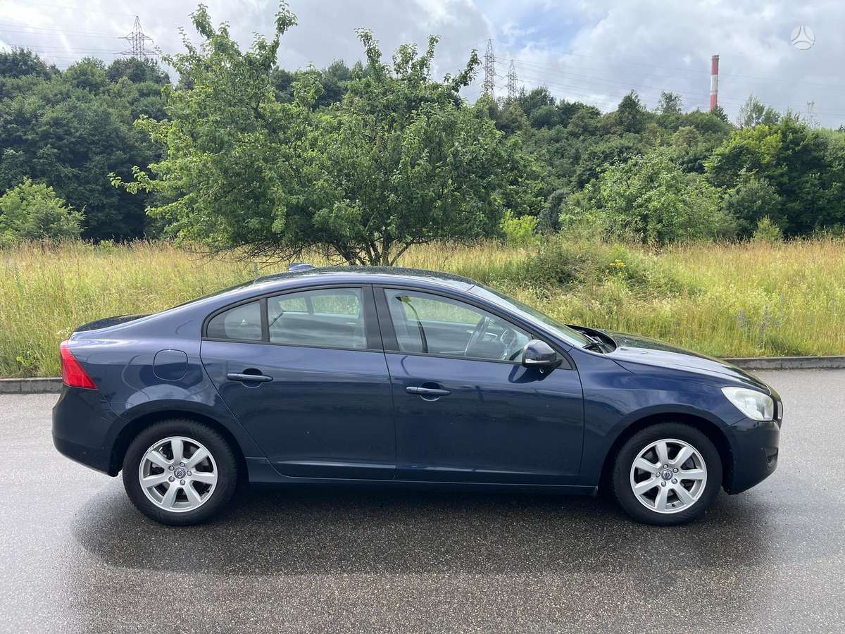 Volvo S60, 1.6 l., Седан