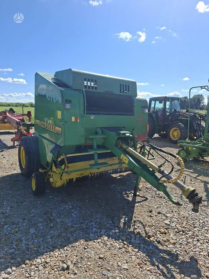 John Deere 575, прессы
