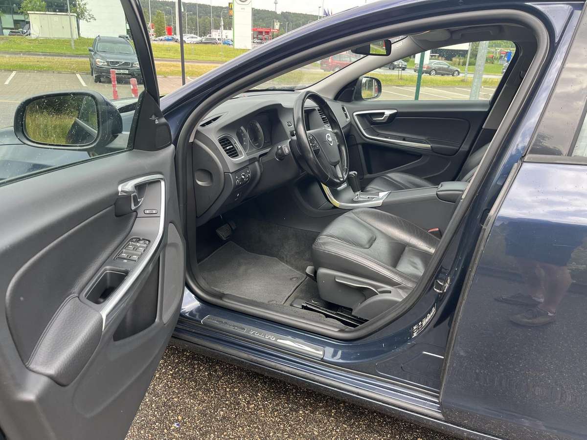 Volvo S60, 1.6 l., Седан