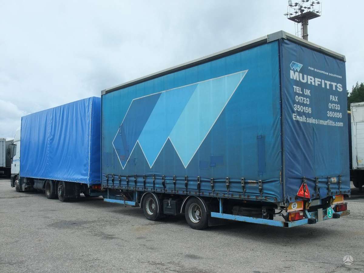 Iveco 204E38, užuolaidiniai / tentiniai