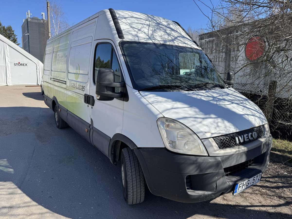Iveco Daily, 2.3 l., cargo van