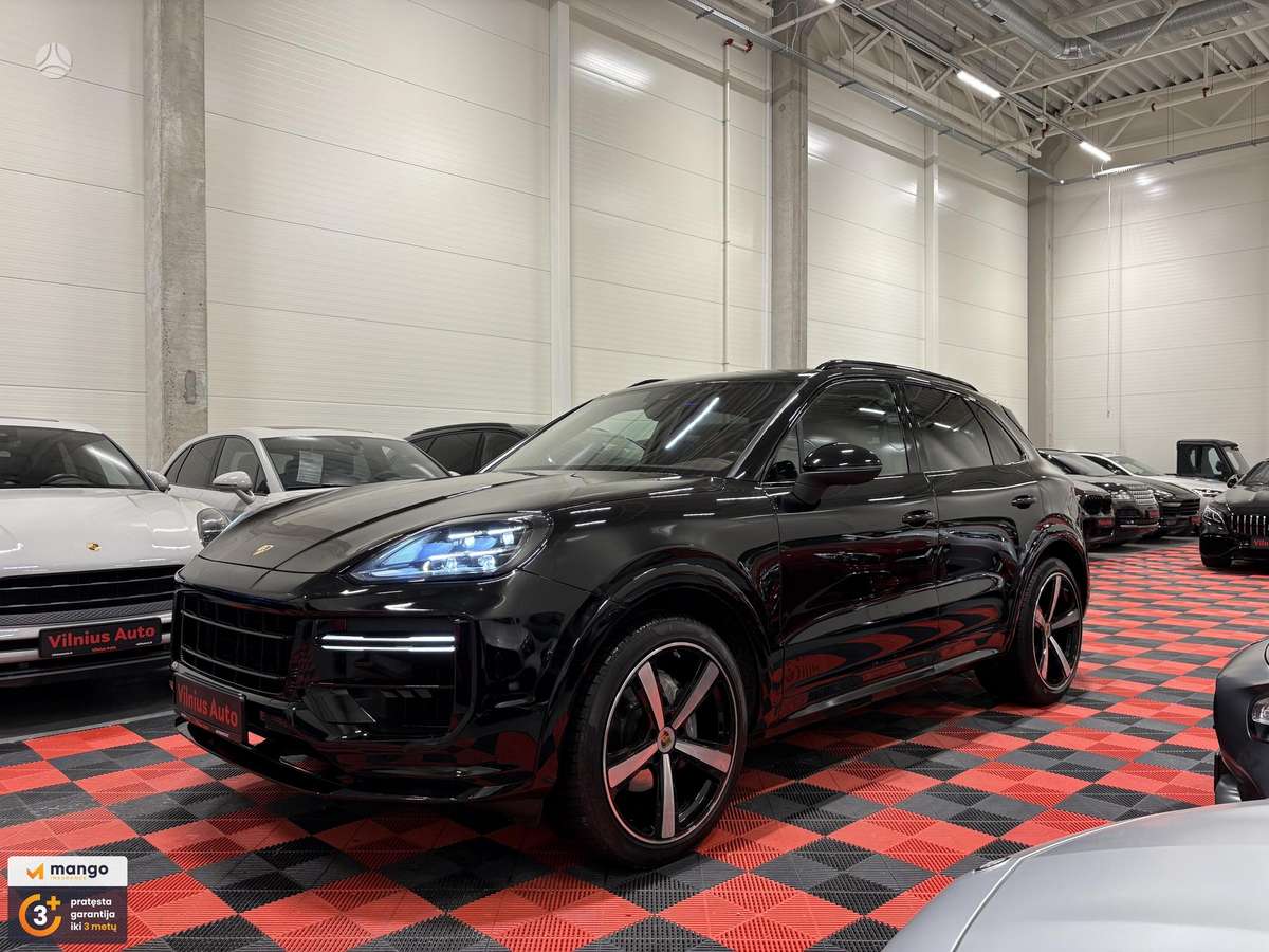 Porsche Cayenne - 1
