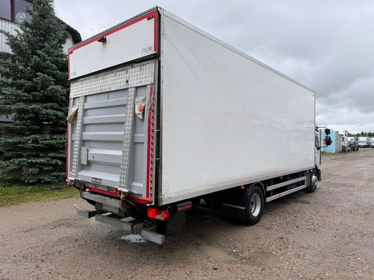 Renault D14 / Open side box, isothermal trucks