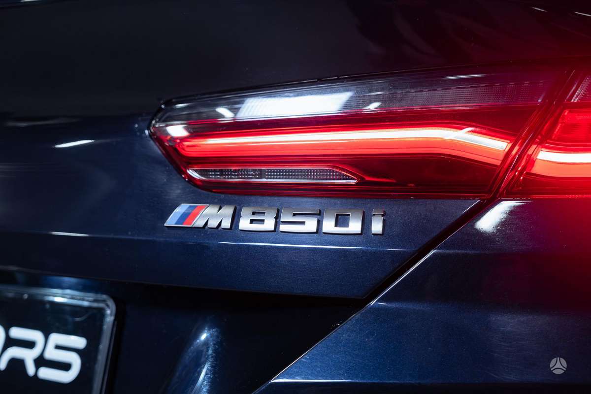 BMW M850, 4.4 l., convertible