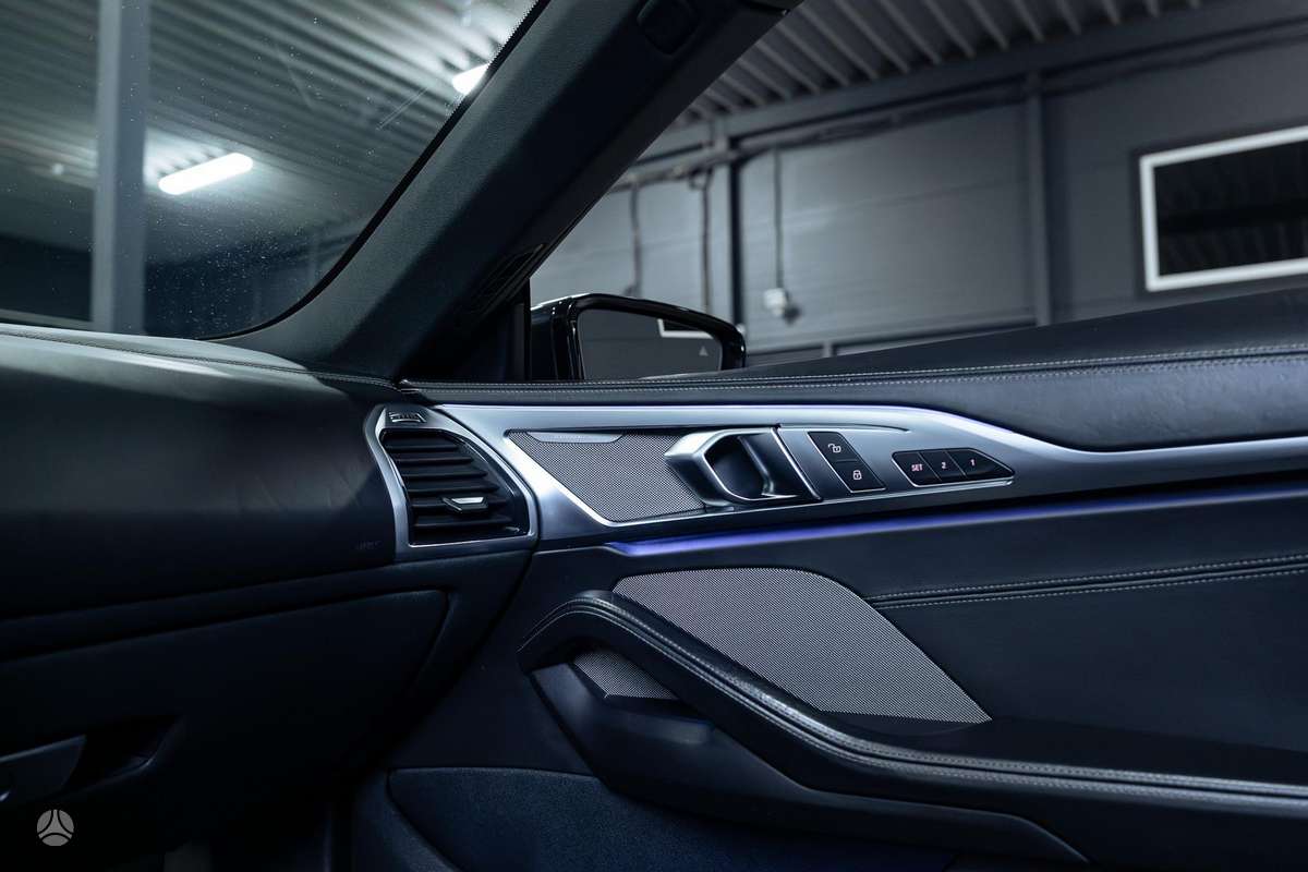 BMW M850, 4.4 l., Кабриолет