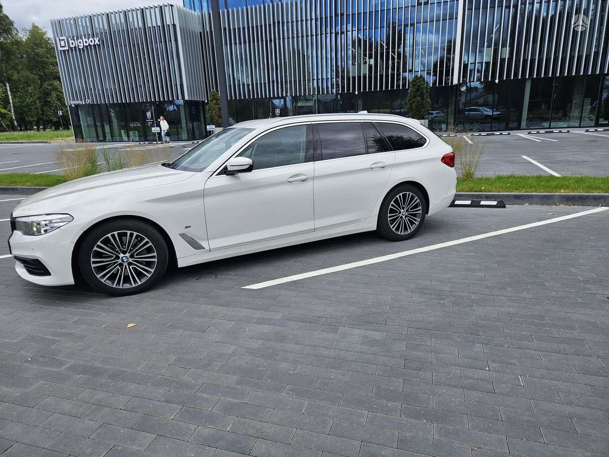 BMW 530, 3.0 l., wagon