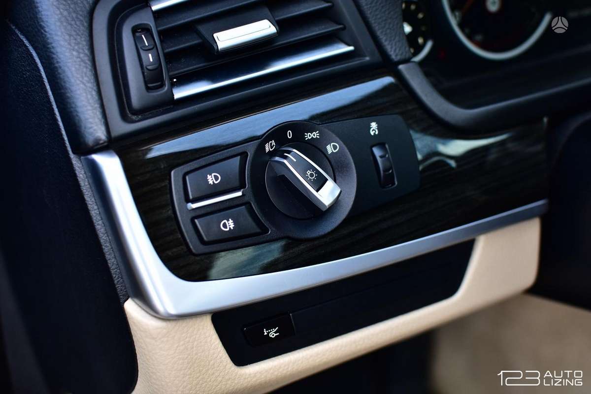 BMW 520, 2.0 l., universalas